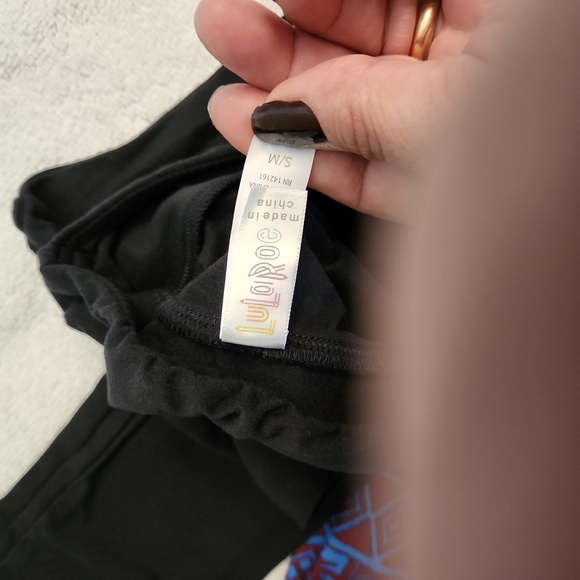 LULAROE 2 pr. S/M 1 Solid Black 1 Patterned Leggings - Picture 3 of 4